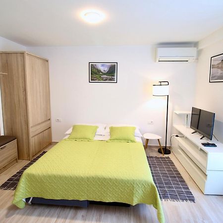 Velin Apartment Split Extérieur photo